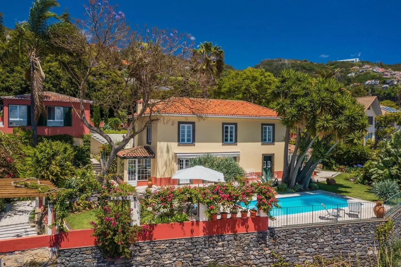 Quinta D'Alegria: Panoramic Sea View Villa in Funchal  Funchal (Madeira)