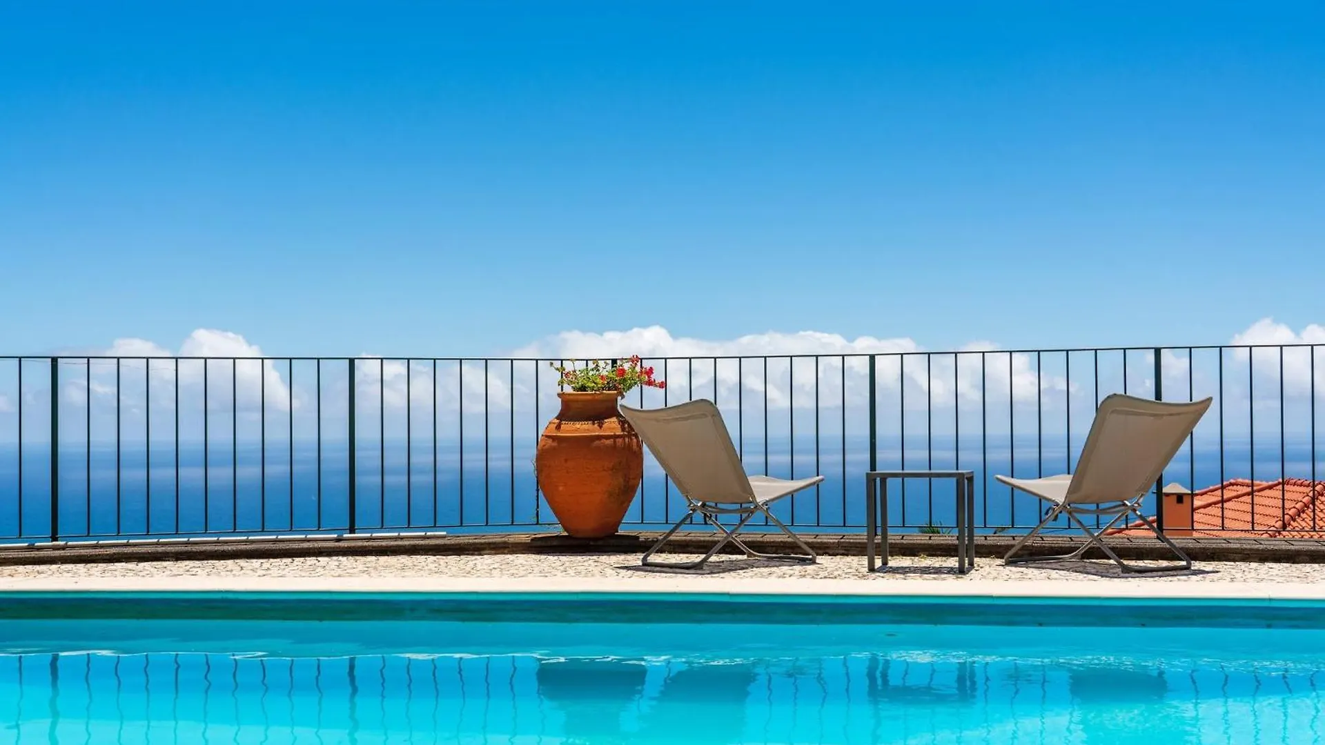 Magnificent Funchal Villa Quinta Dalegria 4 Bedrooms Panoramic Sea City Views Short Drive To Centre Portugalsko